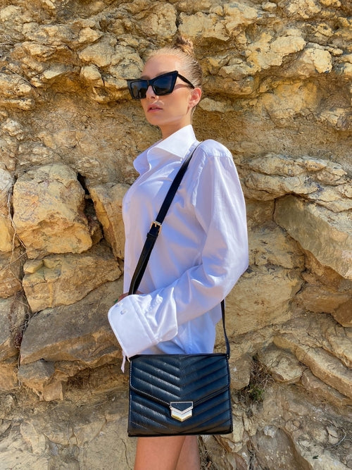 Sort quiltet crossbody-taske til damer