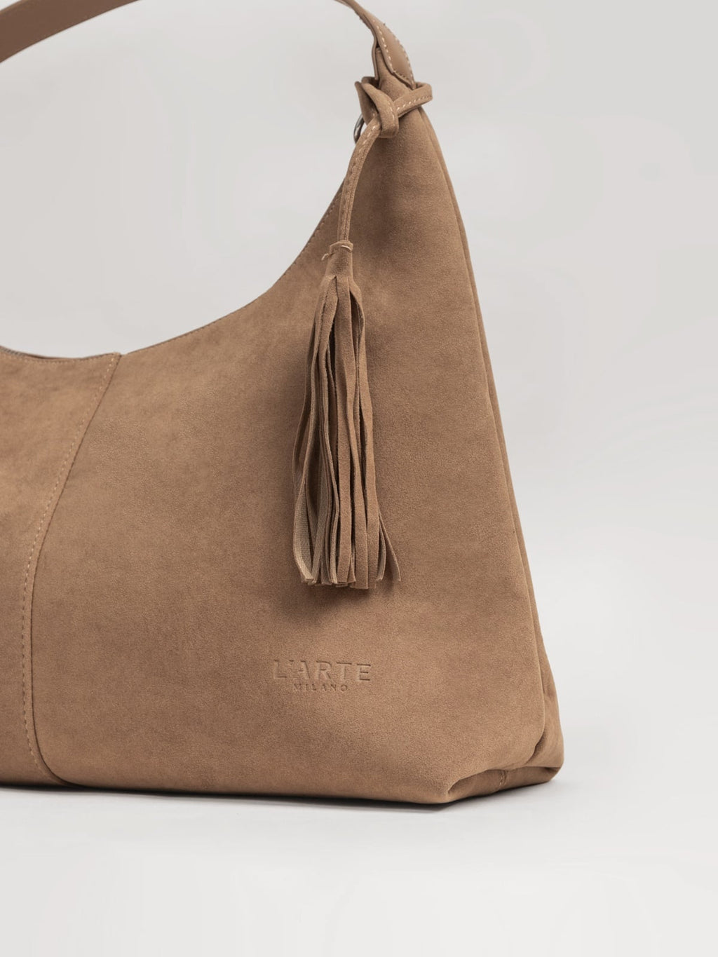 Brun dametaske i kunstlæder – 41 × 14 × 23 cm