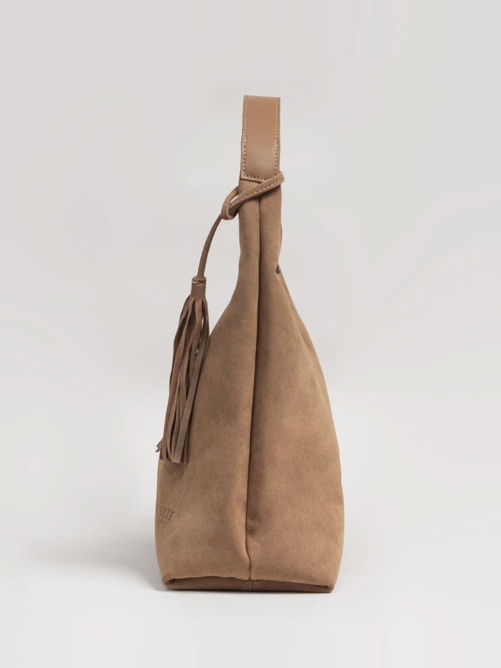 Brun dametaske i kunstlæder – 41 × 14 × 23 cm