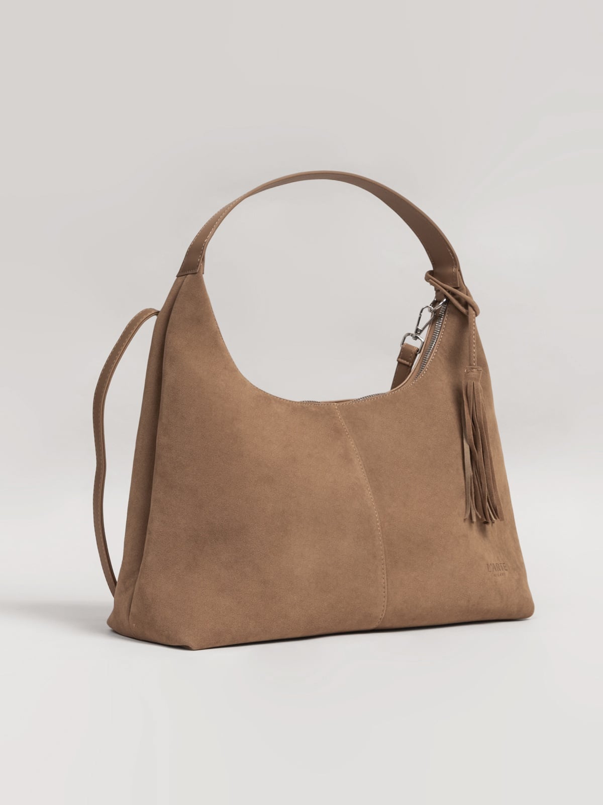 Brun dametaske i kunstlæder – 41 × 14 × 23 cm