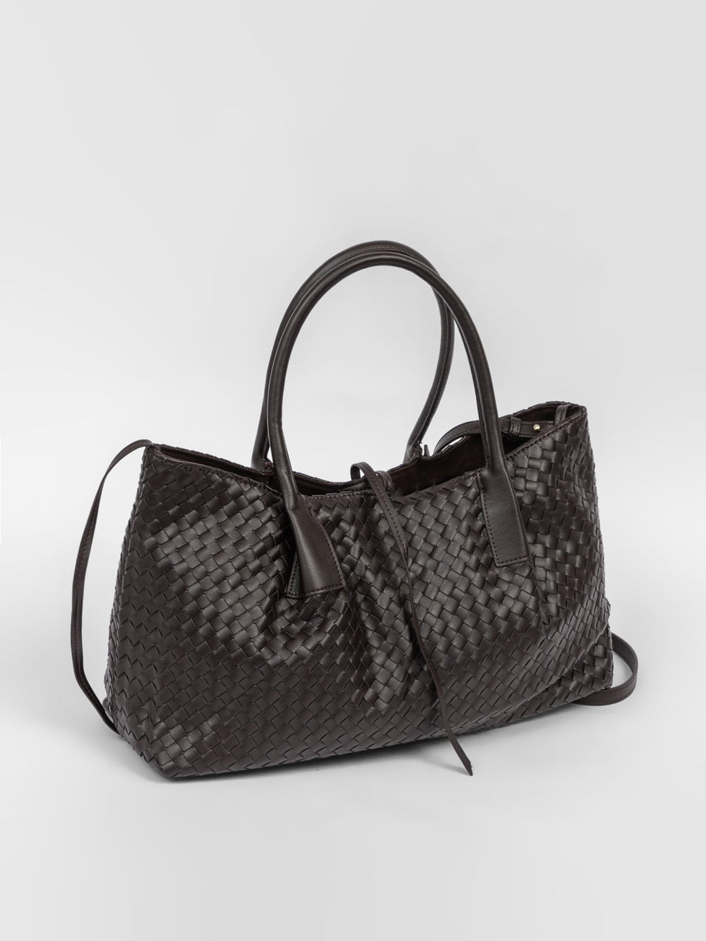 Brun dametaske i kunstlæder – 40 × 27 × 16 cm