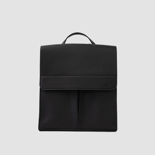 Urban Minimalist sort læderrygsæk med frontlommer